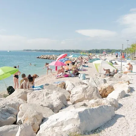 Tina Dom wakacyjny *