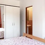 Tina Casa de Férias
