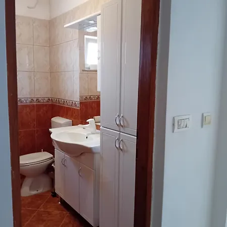 Tina Prázdninový dům *